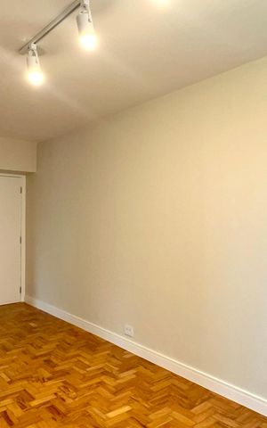 Apartamento à venda com 45m², 1 quarto e 1 vaga Apartamento à venda com 45m², 1 quarto e 1 vagaSala