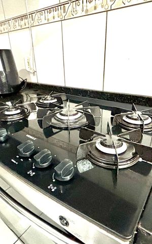 Casa para alugar com 88m², 2 quartos e 2 vagas Casa para alugar com 88m², 2 quartos e 2 vagasCozinha