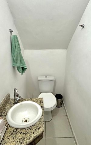 Casa para alugar com 88m², 2 quartos e 2 vagas Casa para alugar com 88m², 2 quartos e 2 vagasLavabo