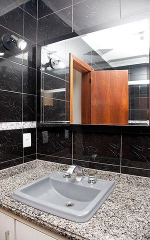 Casa de condomínio para alugar com 230m², 3 quartos e 2 vagasBanheiro 2 Quarto Suíte 2