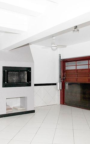 Casa de condomínio para alugar com 230m², 3 quartos e 2 vagasGaragem (02 vagas)