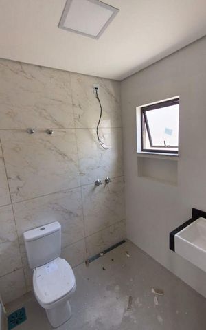 Casa à venda com 303m², 3 quartos e 2 vagas