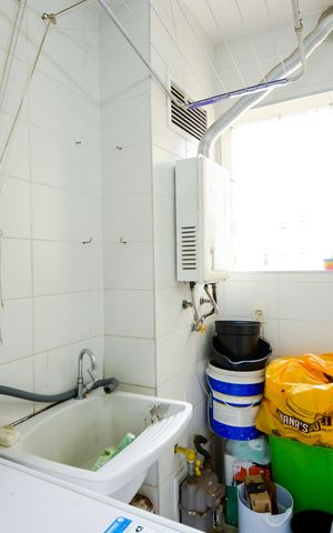 Apartamento à venda com 83m², 3 quartos e 1 vagaÁrea de Serviço 