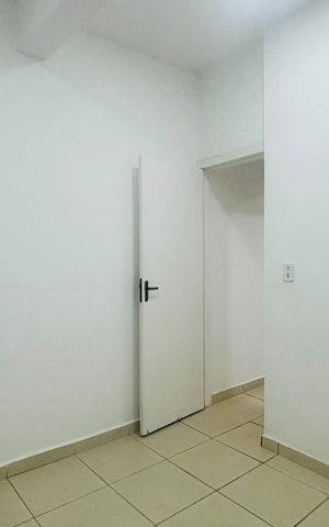 Casa para alugar com 35m², 1 quarto e sem vaga
