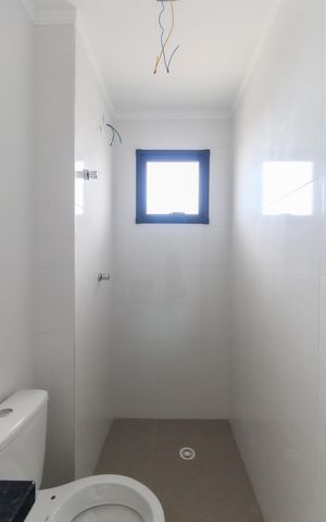 Apartamento à venda com 42m², 2 quartos e 1 vaga Apartamento à venda com 42m², 2 quartos e 1 vagaBanheiro