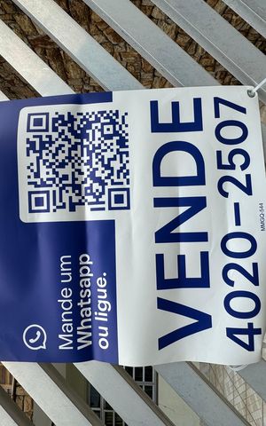 Casa à venda com 380m², 5 quartos e 2 vagas Casa à venda com 380m², 5 quartos e 2 vagasPlaca Grande