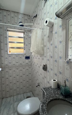 Casa à venda com 380m², 5 quartos e 2 vagas Casa à venda com 380m², 5 quartos e 2 vagasBanheiro 1