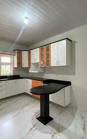 Casa para alugar com 85m², 3 quartos e 2 vagas