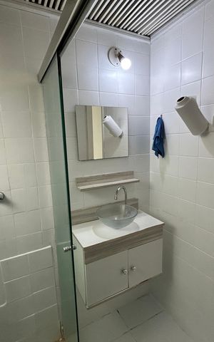 Apartamento para alugar com 53m², 2 quartos e 2 vagasBanheiro