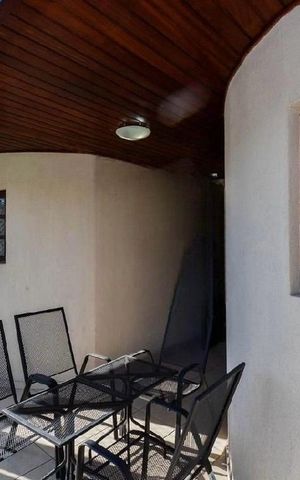 Casa à venda com 83m², 3 quartos e 2 vagas
