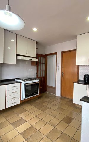 Apartamento para alugar com 82m², 3 quartos e 1 vaga