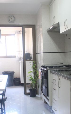 Apartamento à venda com 75m², 2 quartos e 2 vagasCozinha
