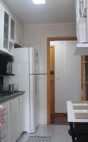 Apartamento à venda com 75m², 2 quartos e 2 vagasCozinha