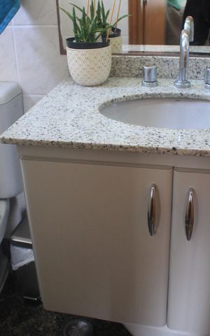 Apartamento à venda com 75m², 2 quartos e 2 vagasBanheiro da Suíte