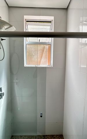 Casa para alugar com 300m², 7 quartos e 6 vagas