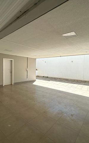 Casa para alugar com 300m², 7 quartos e 6 vagas