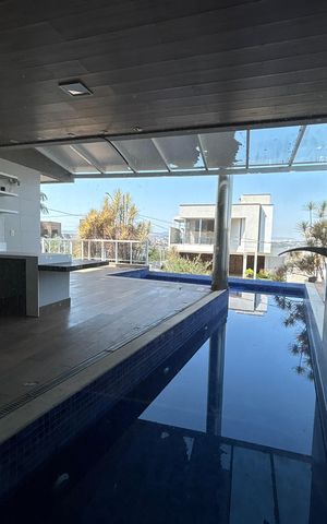Casa para alugar com 300m², 7 quartos e 6 vagas