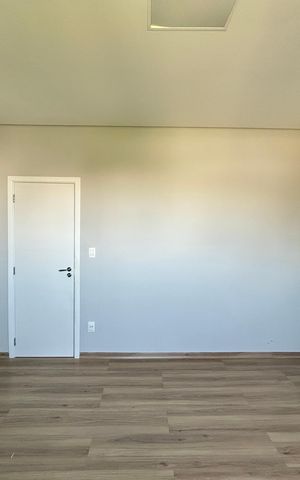 Casa para alugar com 300m², 7 quartos e 6 vagas