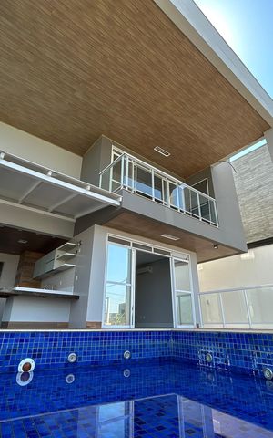 Casa para alugar com 300m², 7 quartos e 6 vagas