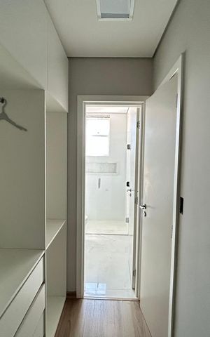 Casa para alugar com 300m², 7 quartos e 6 vagas