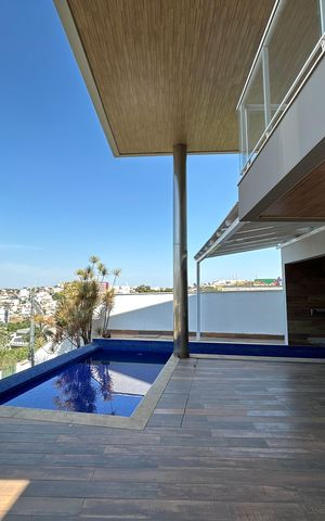 Casa para alugar com 300m², 7 quartos e 6 vagas