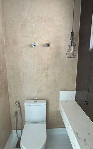 Casa para alugar com 300m², 7 quartos e 6 vagas