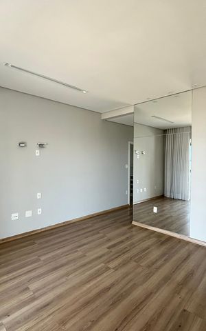 Casa para alugar com 300m², 7 quartos e 6 vagas