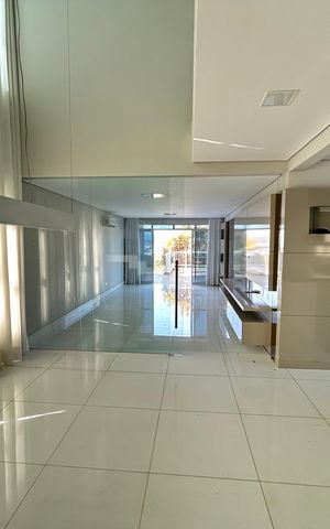 Casa para alugar com 300m², 7 quartos e 6 vagas