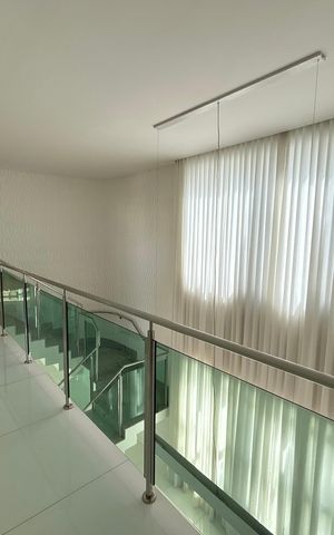 Casa para alugar com 300m², 7 quartos e 6 vagas