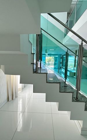 Casa para alugar com 300m², 7 quartos e 6 vagas