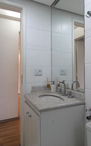 Apartamento para alugar com 55m², 2 quartos e 2 vagasBanheiro Social