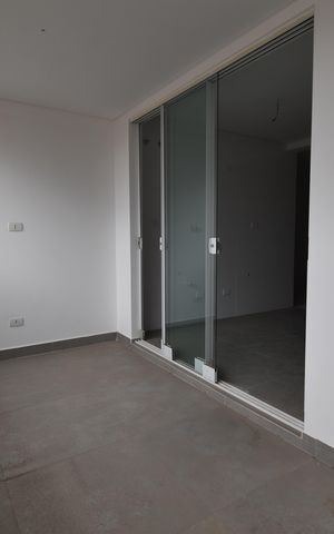 Apartamento à venda com 136m², 3 quartos e 2 vagasVaranda