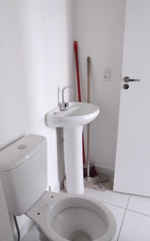 Apartamento para alugar com 36m², 2 quartos e sem vaga Apartamento para alugar com 36m², 2 quartos e sem vagaBanheiro
