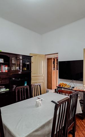 Casa para alugar com 212m², 6 quartos e 1 vaga Casa para alugar com 212m², 6 quartos e 1 vagaSala