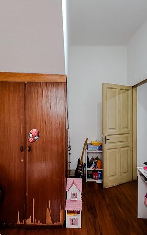 Casa para alugar com 212m², 6 quartos e 1 vaga Casa para alugar com 212m², 6 quartos e 1 vagaQuarto 1