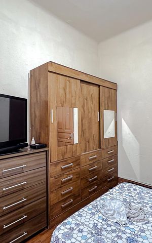 Casa para alugar com 212m², 6 quartos e 1 vaga Casa para alugar com 212m², 6 quartos e 1 vagaQuarto - Casa 2