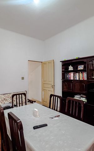 Casa para alugar com 212m², 6 quartos e 1 vaga Casa para alugar com 212m², 6 quartos e 1 vagaSala