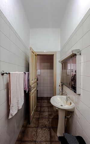 Casa para alugar com 212m², 6 quartos e 1 vaga Casa para alugar com 212m², 6 quartos e 1 vagaBanheiro
