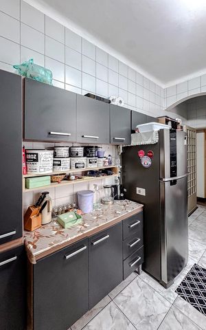 Casa para alugar com 212m², 6 quartos e 1 vaga Casa para alugar com 212m², 6 quartos e 1 vagaCozinha - Casa 2