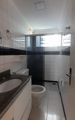 Apartamento para alugar com 62m², 3 quartos e sem vaga Apartamento para alugar com 62m², 3 quartos e sem vagaBanheiro