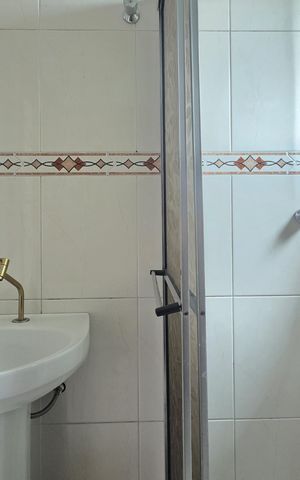 Apartamento para alugar com 80m², 2 quartos e sem vagaBanheiro