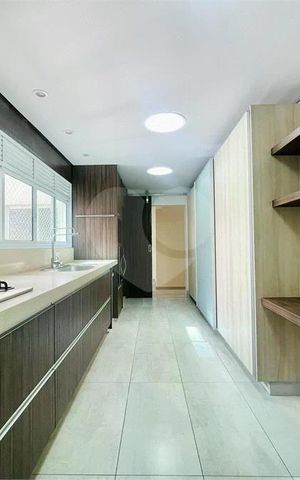 Apartamento à venda com 237m², 3 quartos e 4 vagas