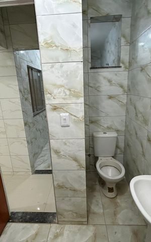 Casa para alugar com 70m², 2 quartos e sem vagaBanheiro