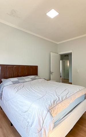 Casa de condomínio à venda com 327m², 5 quartos e 4 vagas