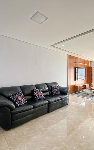 Casa de condomínio à venda com 327m², 5 quartos e 4 vagas