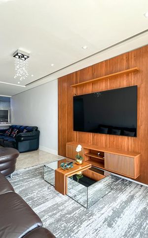 Casa de condomínio à venda com 327m², 5 quartos e 4 vagas