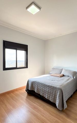 Casa de condomínio à venda com 327m², 5 quartos e 4 vagas