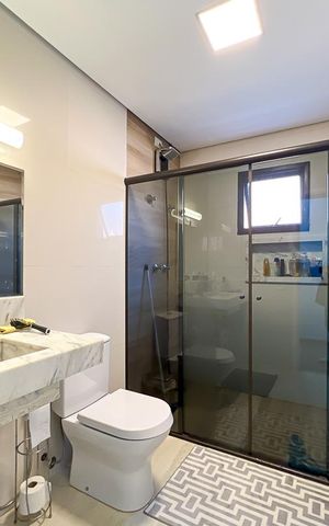 Casa de condomínio à venda com 327m², 5 quartos e 4 vagas
