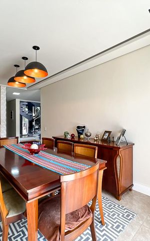Casa de condomínio à venda com 327m², 5 quartos e 4 vagas
