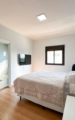 Casa de condomínio à venda com 327m², 5 quartos e 4 vagas